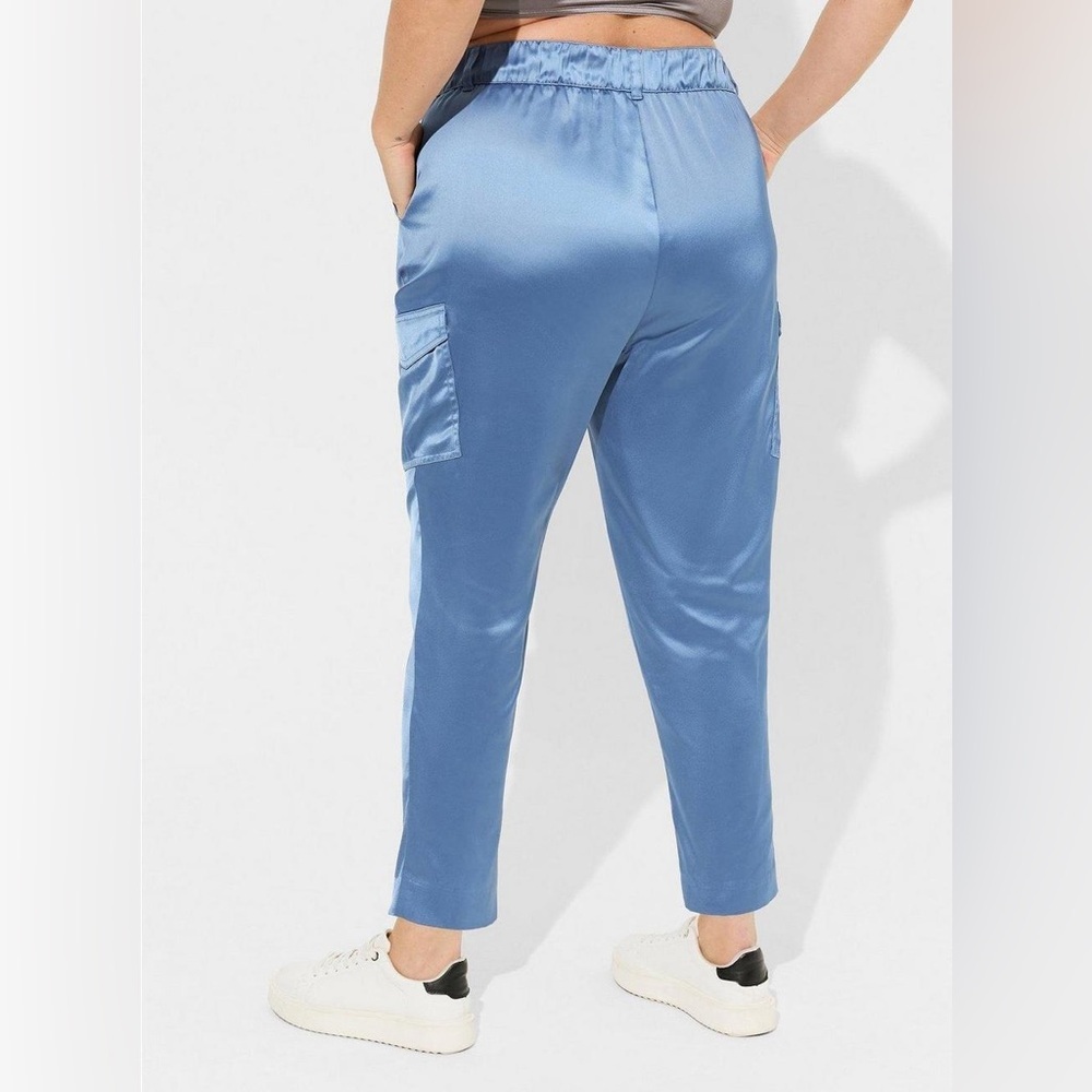 TORRID Relaxed Taper Satin Cargo Ceil Blue Pant - Picture 4 of 4